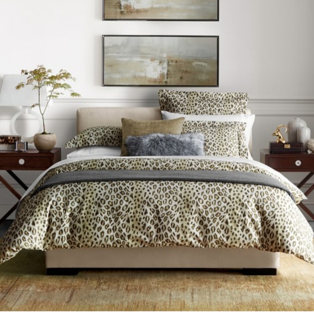Williams Sonoma RARE Cheetah King Duvet Cover 2 Standard Shams